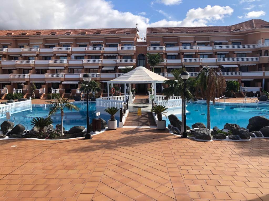Apartamento Las Vistas Beach - Tenerife Royal Gardens Playa de las Américas Kültér fotó
